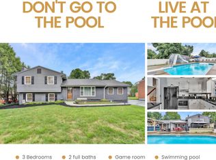 4392 Fontaine Dr, Roanoke, VA 24018