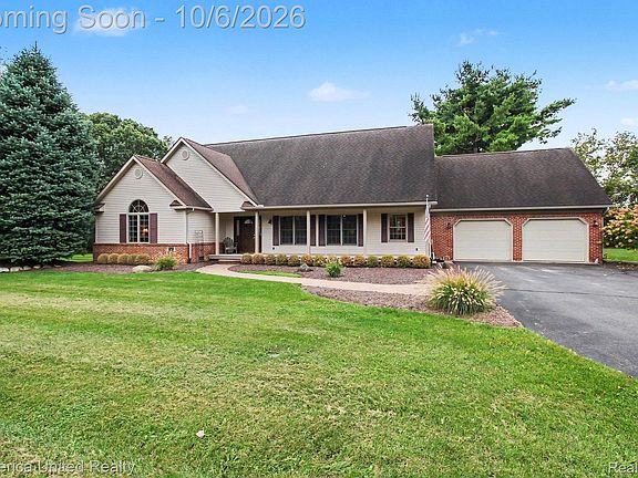3rd image of 4838 Hy Dale Dr