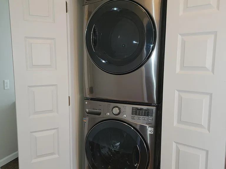 113 Grayling Ave #2 — Photo 22
