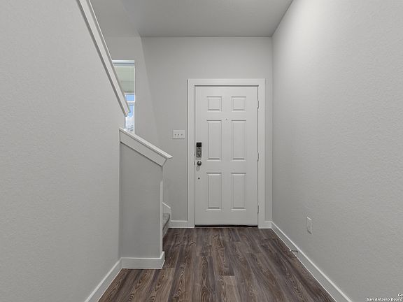 3rd image of 12550 Spike Heights