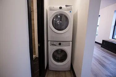 Rented by Cyberapts Management