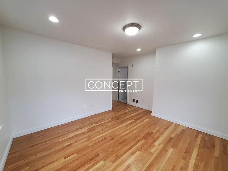 57 Circuit St #B — Photo 13
