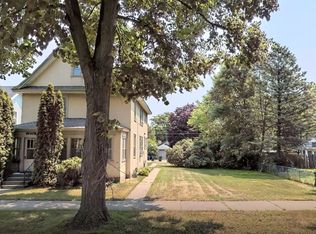 1254 Matilda St, Saint Paul, MN 55117