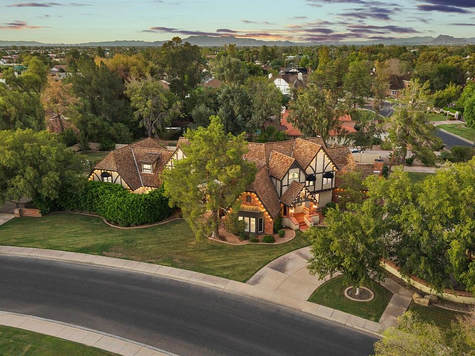 1st image of 1080 N RIATA Street