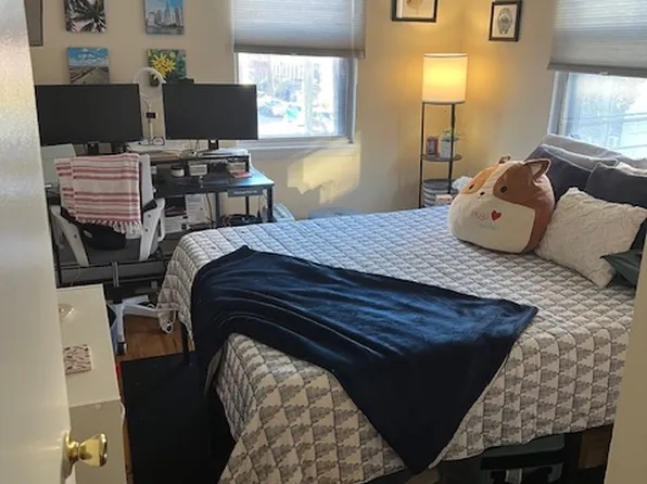 132 Willow Avenue image 1 of 7