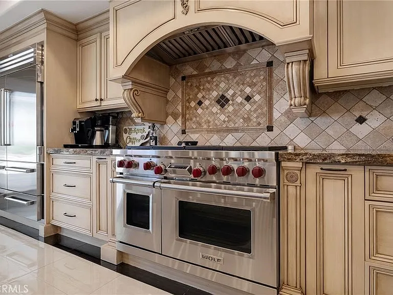 21 Coveview Dr — Photo 34