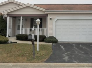 2315 Horseshoe Ct, Grayslake, IL 60030