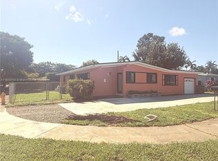 9300 SW 52nd Ter, Miami, FL 33165