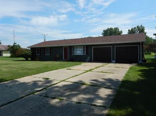 2007 Westgate Ave, Plymouth, IN 46563