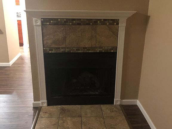 5th image of 19924 19th Ave NE APT 208