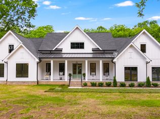 6008 Costello Farm Ln, Thompsons Station, TN 37179