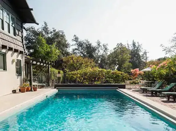 801 N Rodeo Dr, Beverly Hills, CA 90210