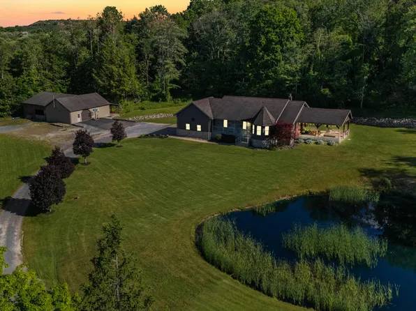 850 Fire Tower Rd, Clearfield, PA 16830