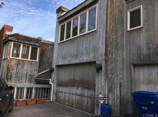 16808 Oak View Dr, Encino, CA 91436