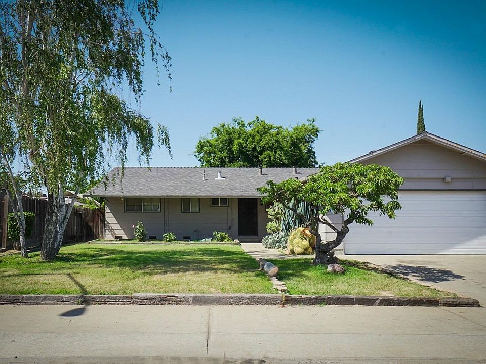 1st image of 127 Arbor Ct