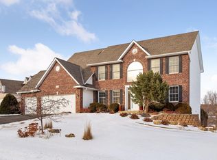 13835 Clare Downs Way, Rosemount, MN 55068