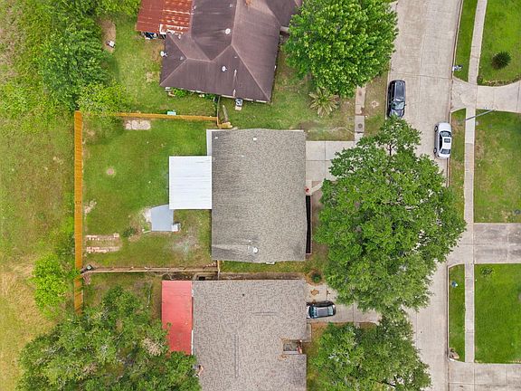 3rd image of 8403 Swan Meadow Ln