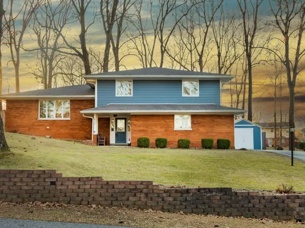 632 Forest Park Dr, Newburgh, IN 47630