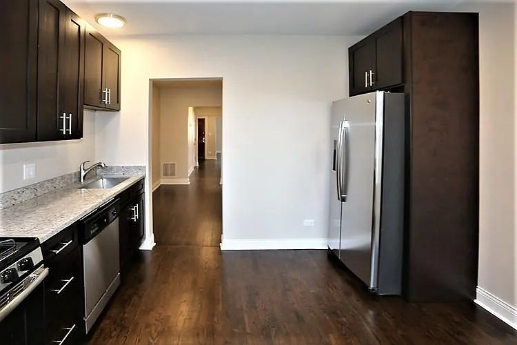 4445 N Rockwell St #3 — Photo 13