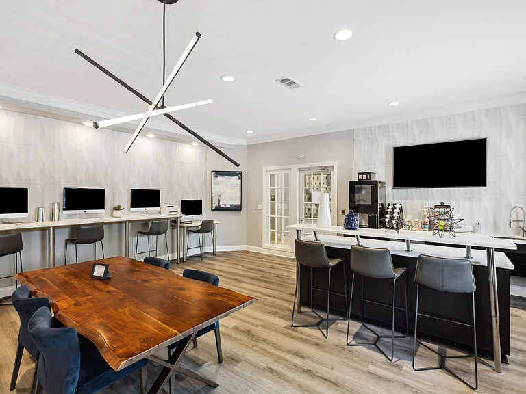 The Kinsley at Perimeter Center — Photo 9