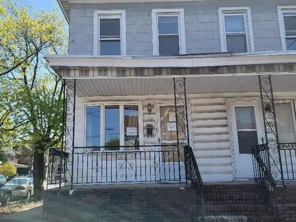 52 East Ave, Mount Carmel, PA 17851