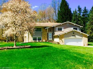 8506 Hitchcock Rd, Youngstown, OH 44512