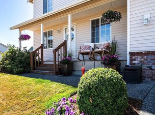 1311 37th St, Anacortes, WA 98221