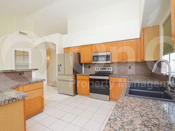 3rd image of 3161 W Genoa Way