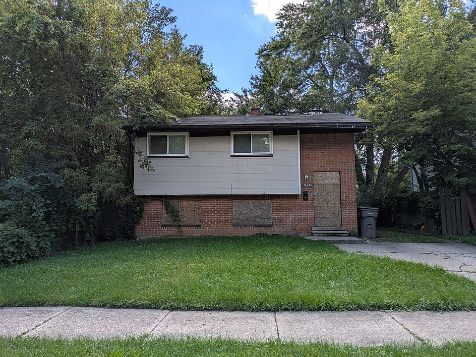 1st image of 26433 Norfolk St