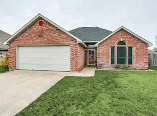 916 Bermuda St, Forney, TX 75126