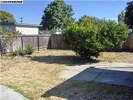 2nd image of 333 Redbud Ln