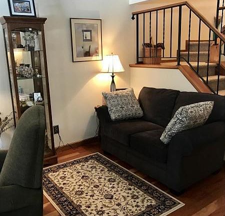 2nd image of 32 Old Mill Ln