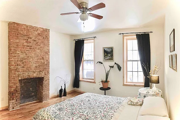 Rented by Brooklyn Real Estate Services | media 11