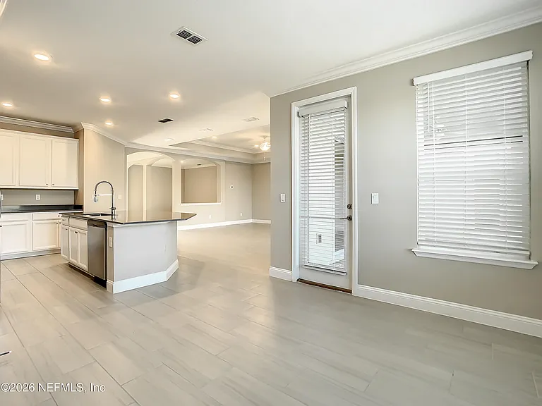 380 Brybar Dr — Photo 15