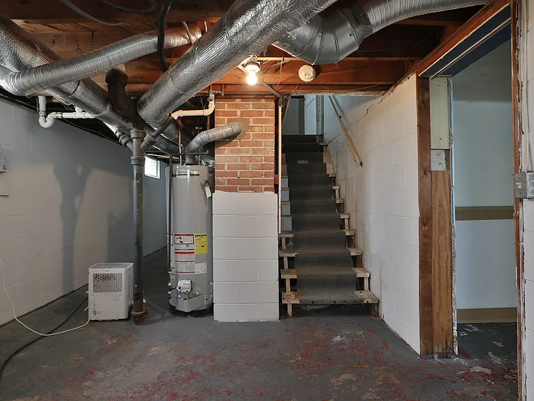 2725 Allegheny Ave — Photo 22