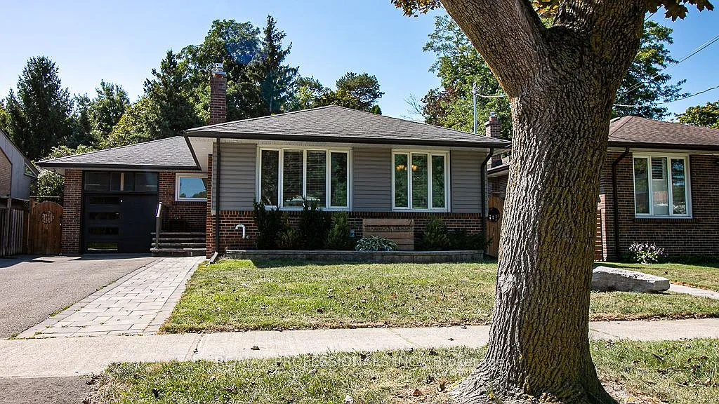 3 bed, $3,200 — Photo 2