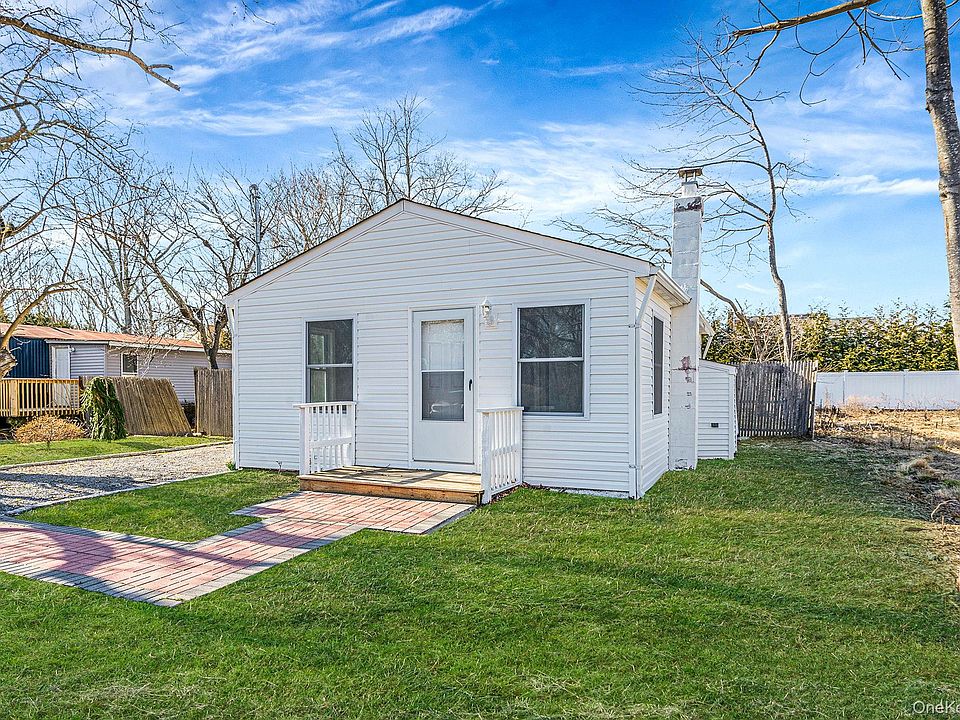 1st image of 42 Oak Drive