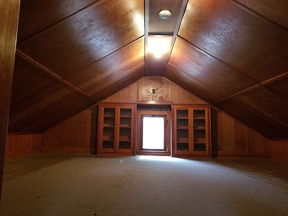 Walk up Attic