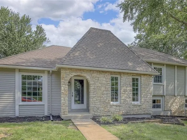 11102 W 99th Pl, Overland Park, KS 66214