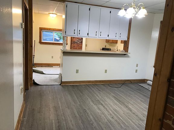 2nd image of 626 Sidney St