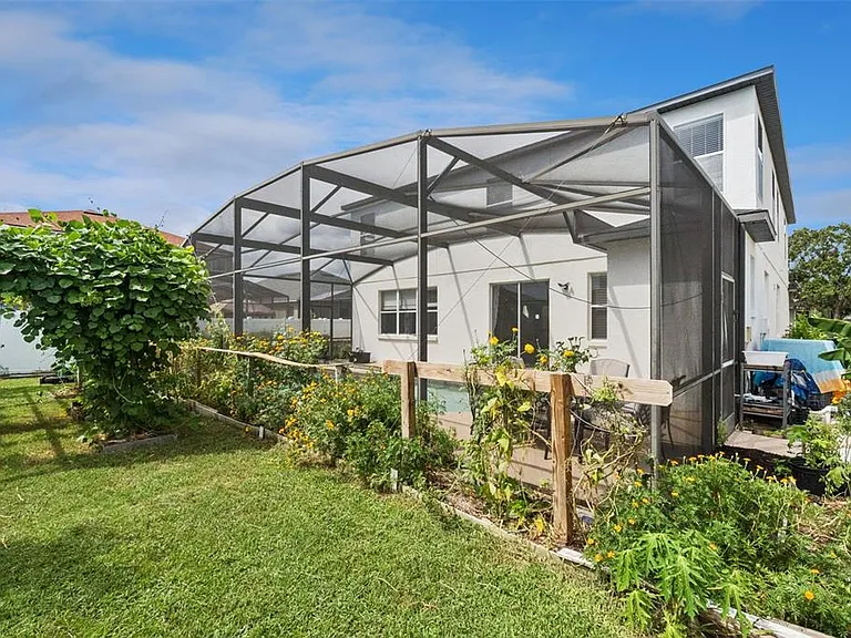 1002 Belvoir Dr — Photo 46