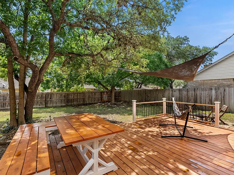 7306 Park Trl W — Photo 28