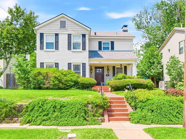 305 W Dobbs St, Tyler, TX 75701
