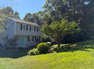 39 Warwick Way, Mashpee, MA 02649