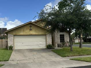 7126 Fort Collins Dr, Corpus Christi, TX 78413