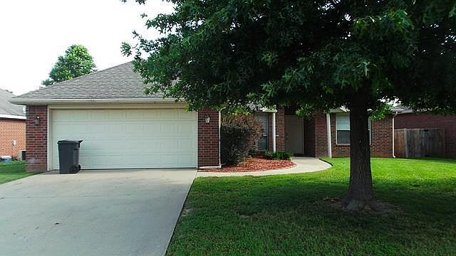1st image of 3603 W Bishop Dr