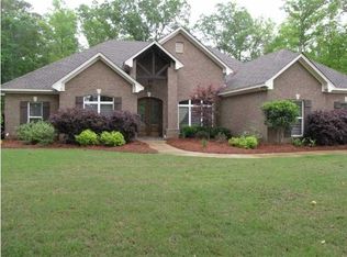 281 Split Bark Dr, Cecil, AL 36013