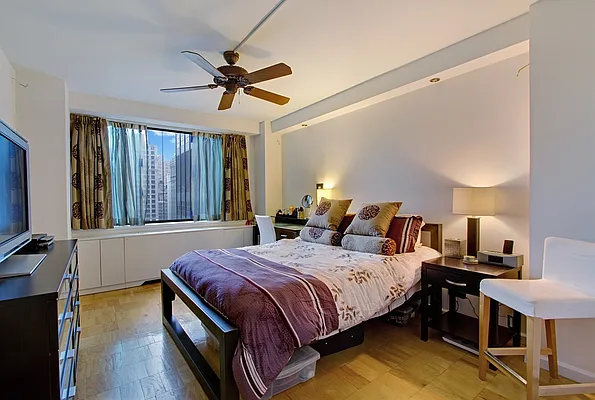 Rented by Corcoran | media 19