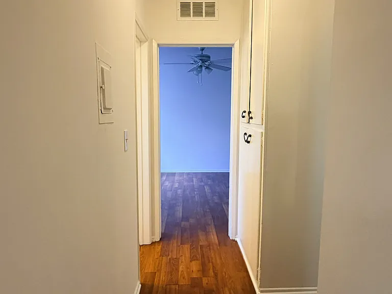 14641 Magnolia Blvd #1 — Photo 9