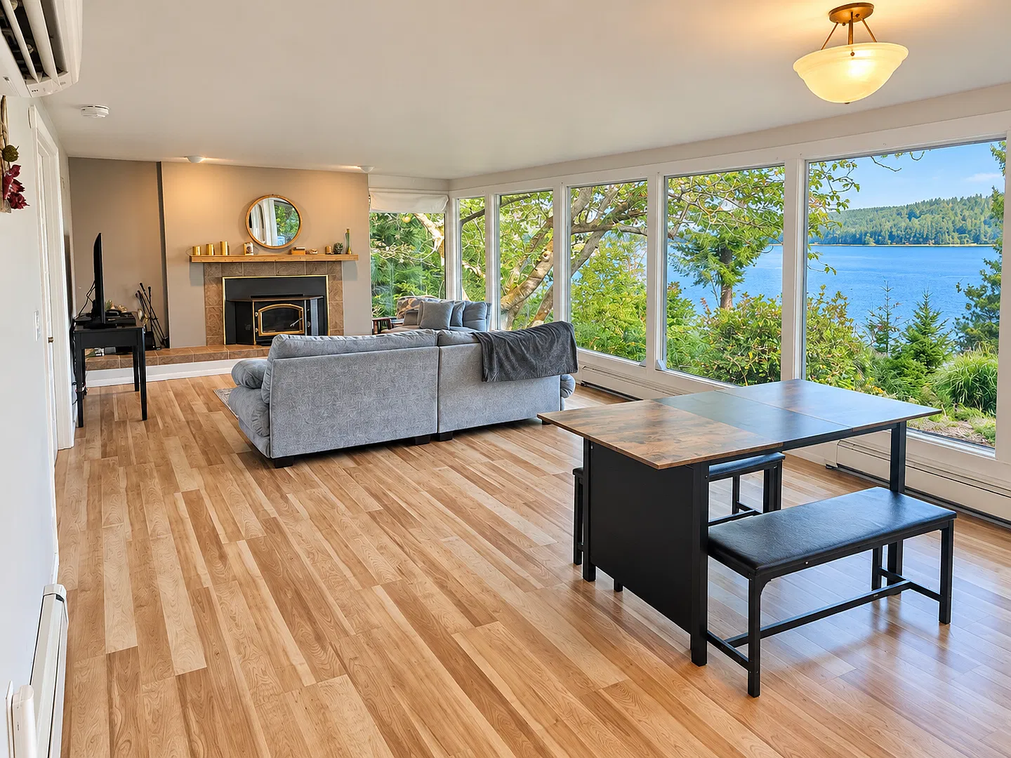 Waterfront Living on Totten Inlet 1.35 Acres + Private Beach — Photo 2